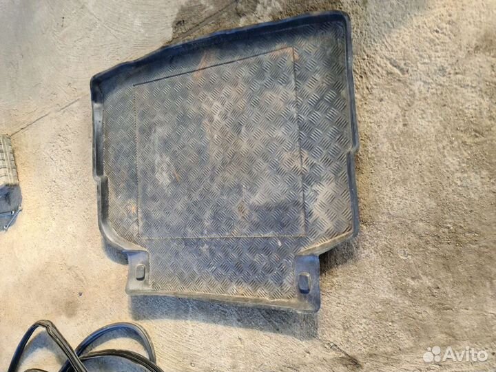 Коврик багажника peugeot 206 пежо 206 седан