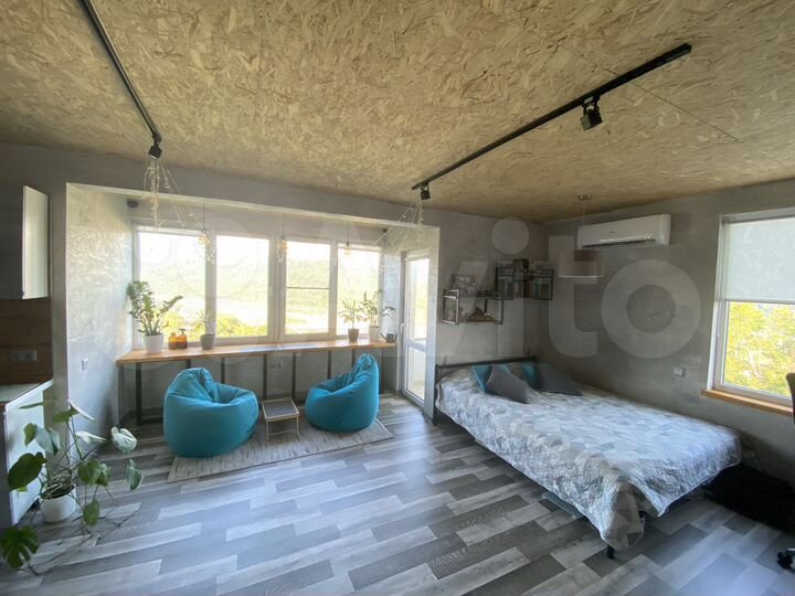 Апартаменты-студия, 42 м², 3/3 эт.