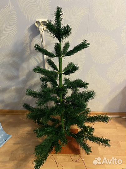 Елка искусственная