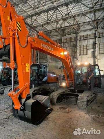 Аренда гусеничного экскаватора