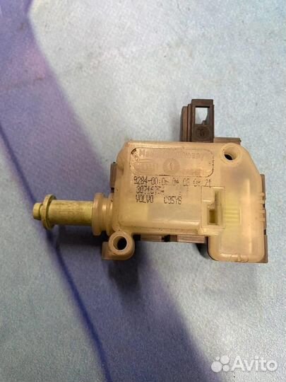 Активатор замка крышки бензобака 30716754