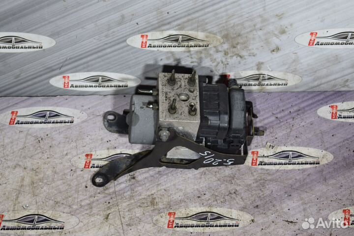 Блок ABS c Subaru Forester SG5 EJ202