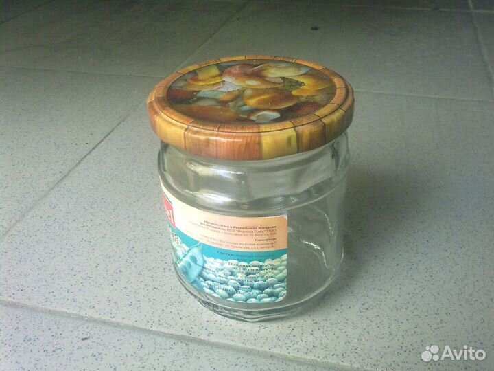 Банки стеклянные винтовые разные и 3-х л под закат