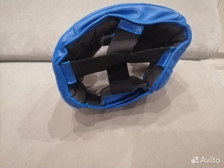 Продам шлем тренировочный Demix