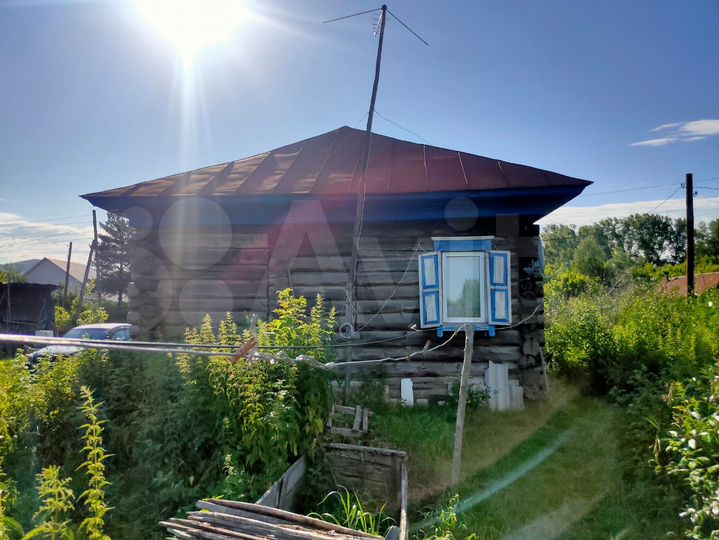 Дом 28 м² на участке 20 сот.