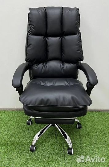 Игровое компьютерное кресло