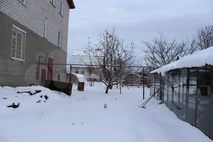 Дом 276 м² на участке 11 сот.