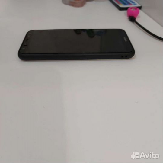 Телефон huawei nova 2i