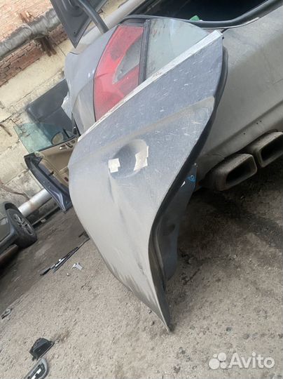 Дверь задняя левая cls w219