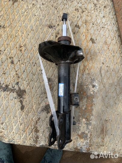 Стойки nissan X Trail T 30 задние