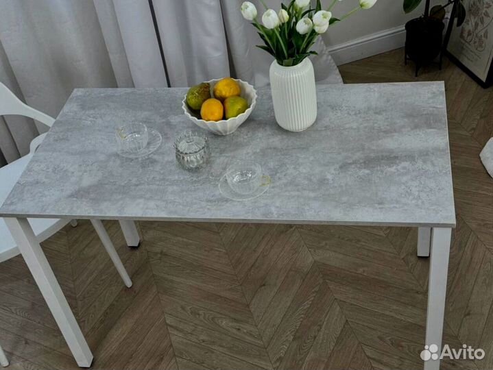 Стол кухонный IKEA