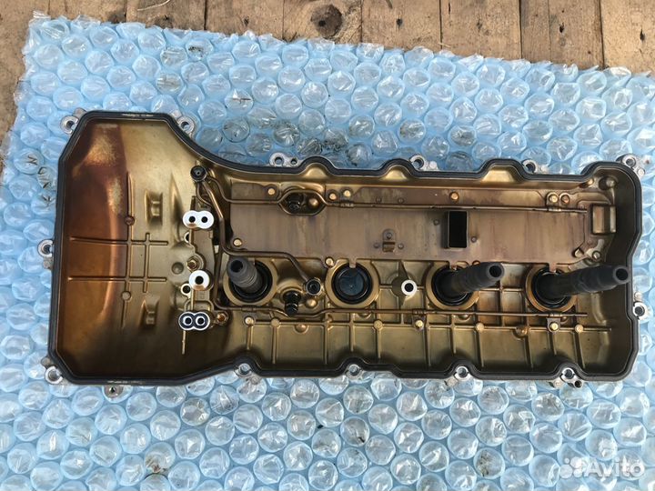 Клапанная крышка правая для Тойота Секвойя 08-18