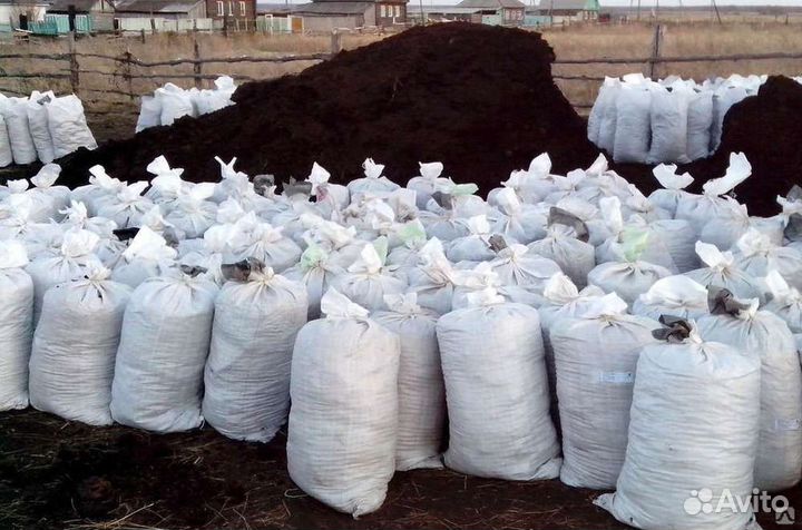 Чернозём плодородный луговой в мешках, перегной