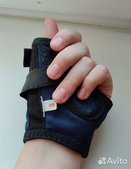 Фиксатор (шина) для большого пальца