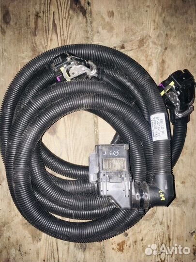 Кабель двс 04215874