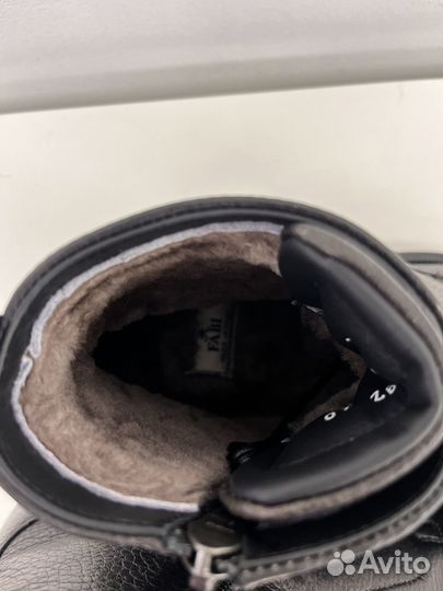 Ботинки 40 Fabi зима новые