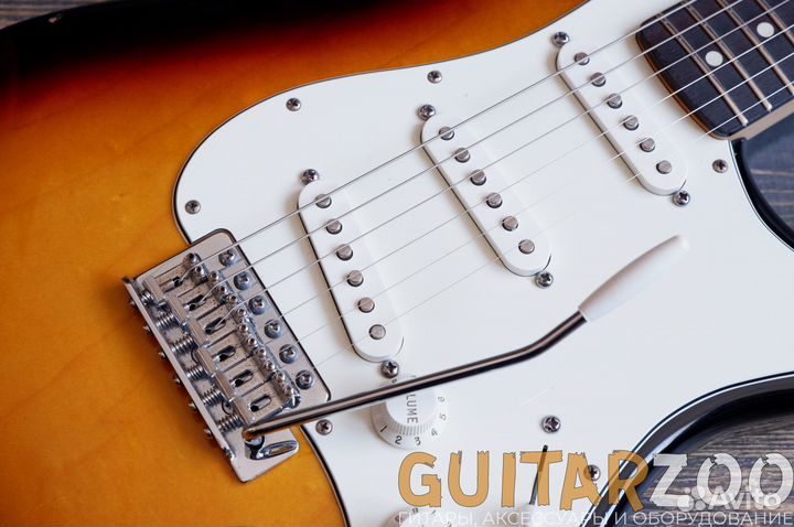 Fender Mexican Standard Stratocaster 2012 3TS