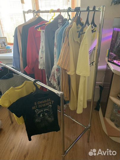 Вешалка для одежды напольная