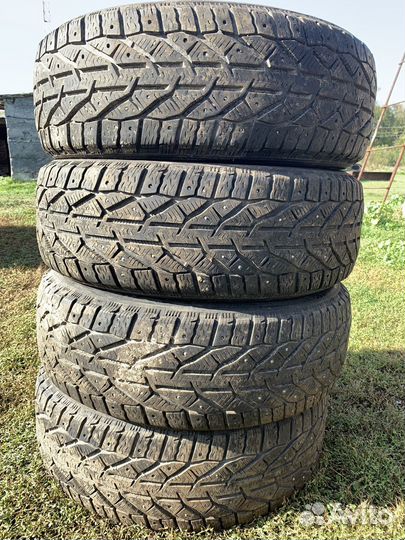 Triangle TR968 225/50 R17