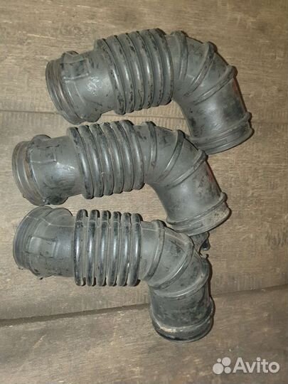 Патрубок воздушного фильтра Mitsubishi Lancer 2007