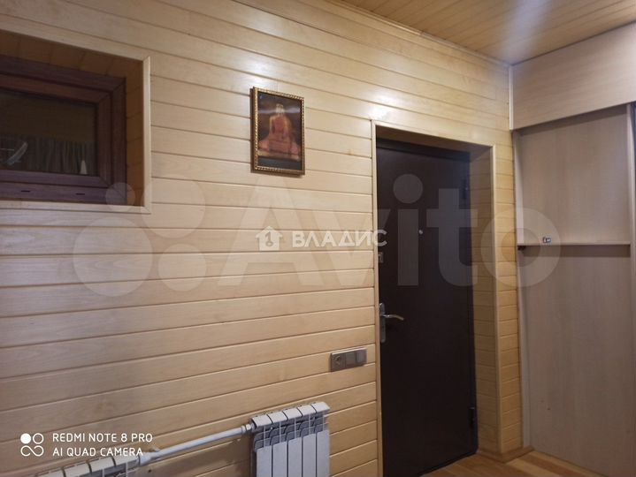 Дом 200 м² на участке 8 сот.