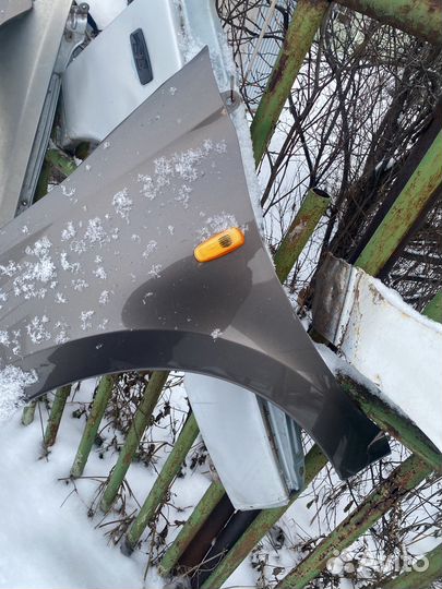 Крыло переднее левое Granta fl цвет кориандр