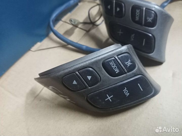 Кнопки руля Мазда 3