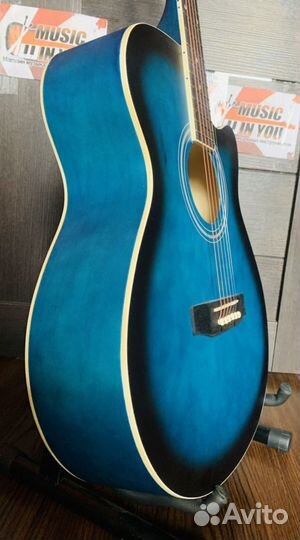 Акустическая гитара + аксессуар