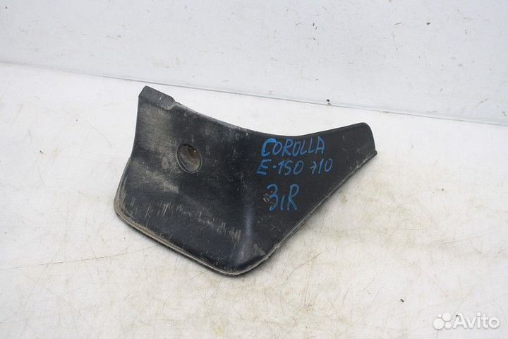 Брызговик задний правый Toyota Corolla X (2006—2013)