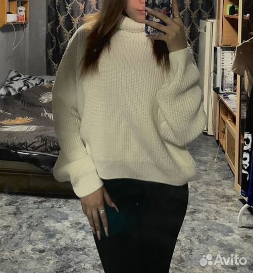 Свитер женский