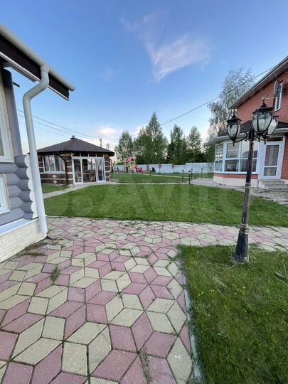 Коттедж 315 м² на участке 38 сот.