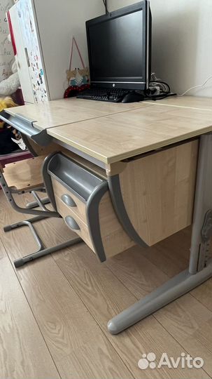 Растущая парта и стул деми