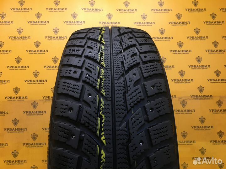 Kumho I'Zen RV Stud KC16 215/60 R17 100T