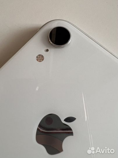 Телефон iPhone xr