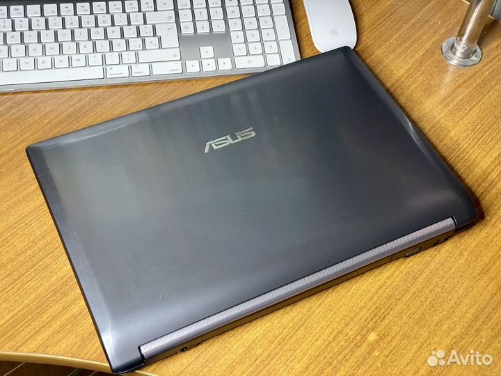Ноутбук Asus n53