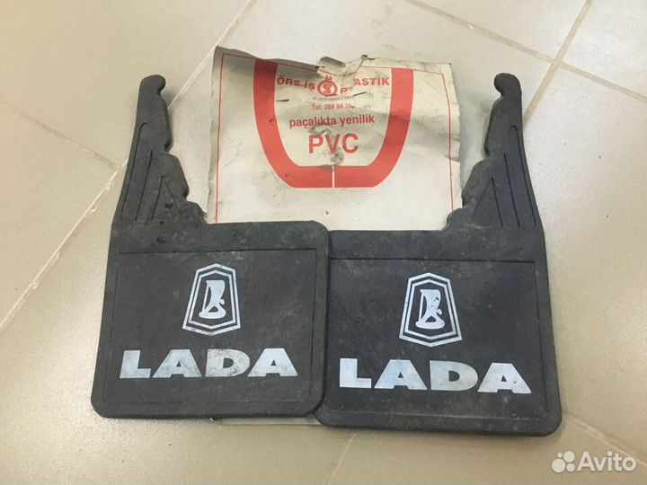 Брызговик крыла Лада лев+прав