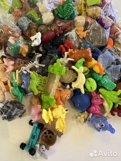 Игрушки из Киндера пакетом животные 800 г