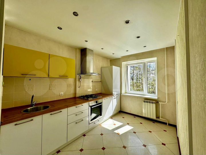 1-к. квартира, 50,9 м², 3/6 эт.