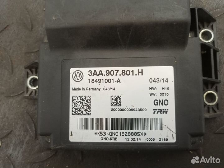 Блок электронный для VW Passat CC