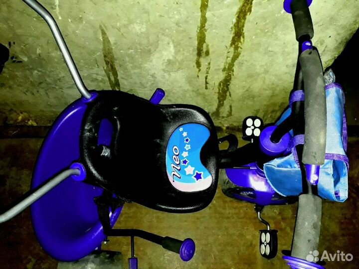 Велосипед с ручкой