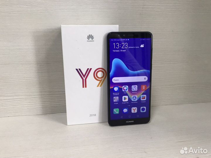 Телефон Huawei Y9