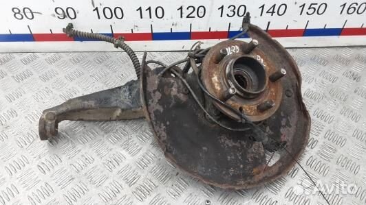 Ступица передняя левая land rover discovery 3 (FML