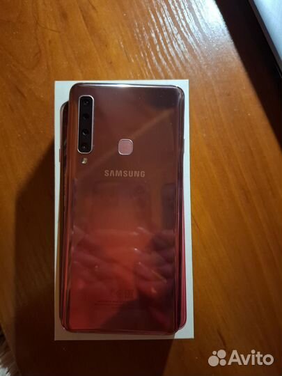Samsung Galaxy A9 (2018), 6/128 ГБ