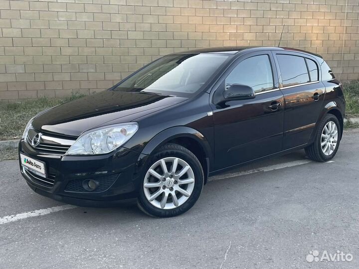 Opel Astra 1.6 МТ, 2014, 81 010 км