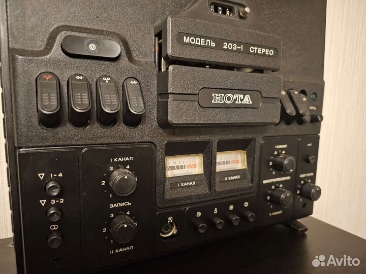 Бабинный магнитофон нота