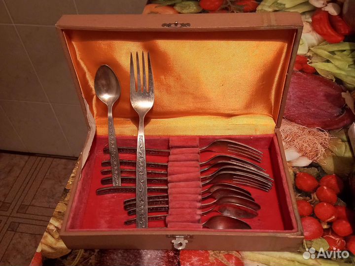 Вилки мельхиоровые СССР и ложки чайные