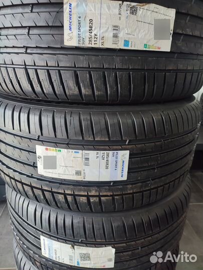 Michelin Pilot Sport 4 SUV 285/45 R20 112Y