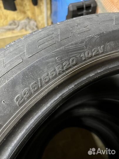 Bridgestone Dueler H/L 33A 235/55 R20 102