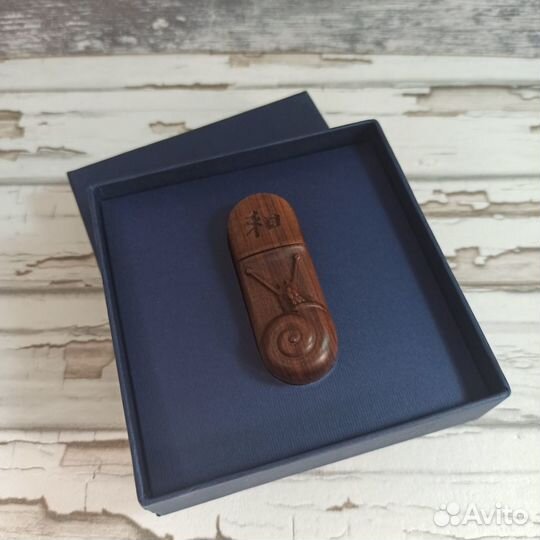 Подарочная коллекционная flash(Флэш)карта 8gb