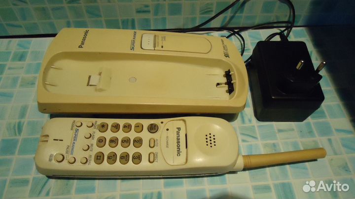 Радиотелефон Panasonic KX-TC1005RUW